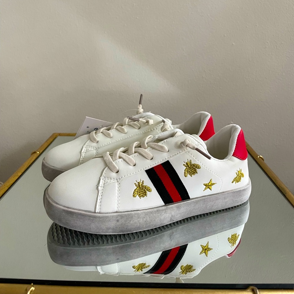 NEW STARS AND BEE SNEAKER